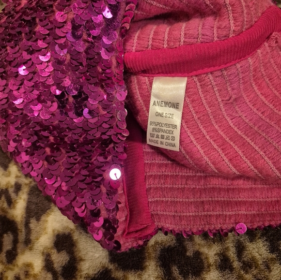 Pink Metallic Leggings & Sequin Shorts Set S - Picture 7 of 8